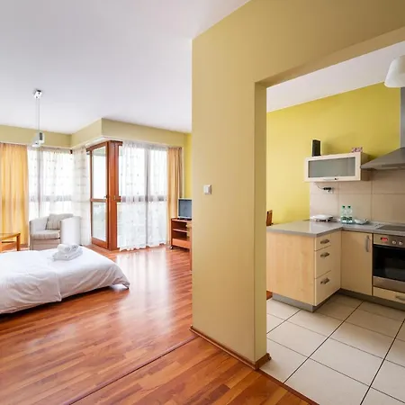 Aleja Wyscigowa Comfort Apartment Warszawa Eksteriør bilde